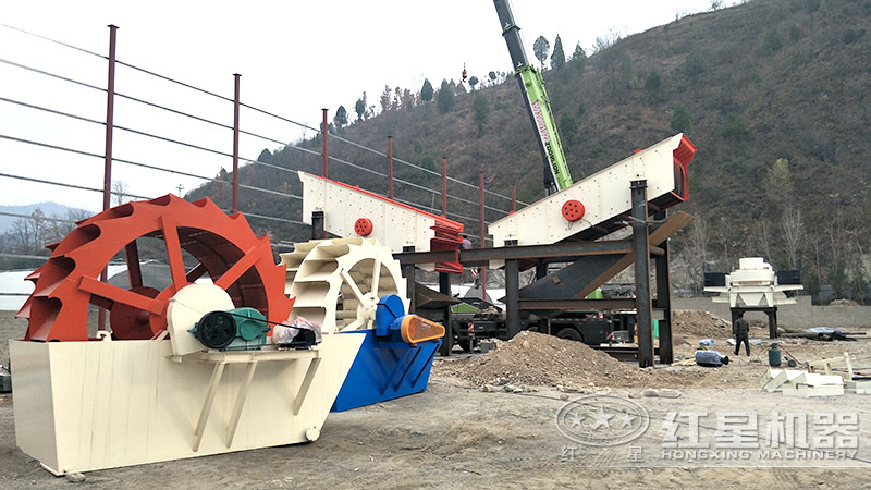 方案二配置現(xiàn)場：制砂機+洗砂機組合，費用70萬左右